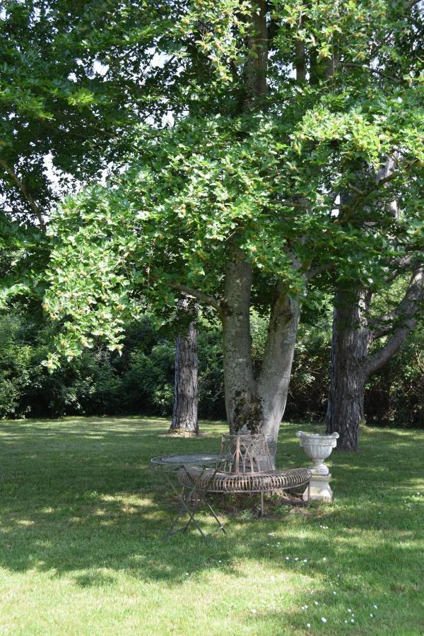 La Rocheliere Panzió Bresse-sur-Grosne Kültér fotó